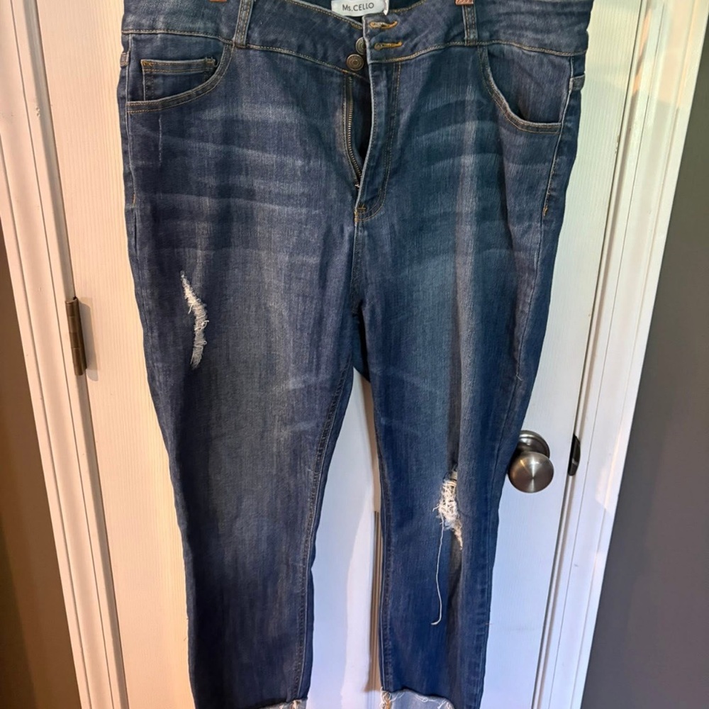 Cello Women's Dark Blue Distressed Ankle Jeans